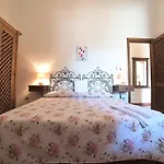 Casette Di Bordila 빌라 파르겔리아
